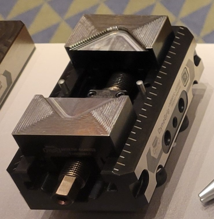 Mate DynoGrip™ Custom Jaw Configurations 314