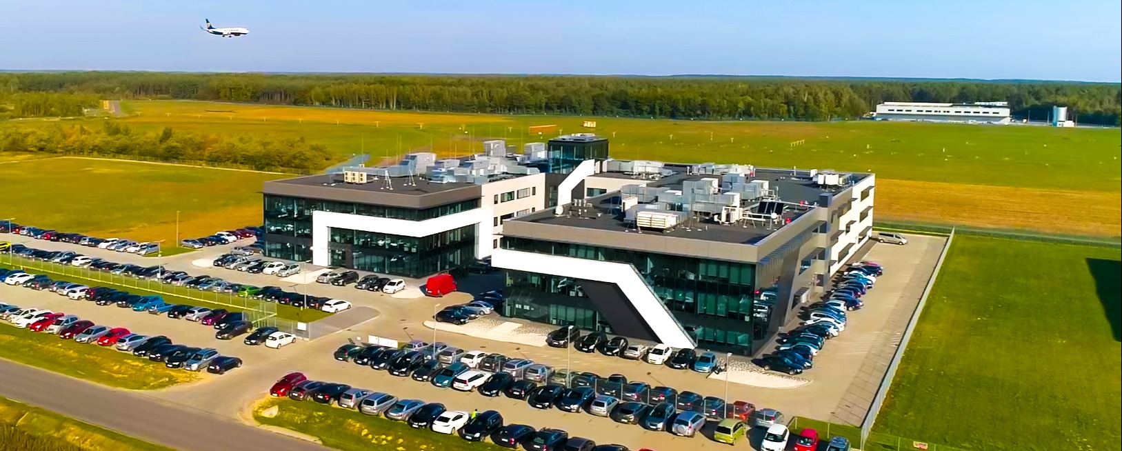 nPhoto, a leading European provider of premium print solutions for professional photographers 86