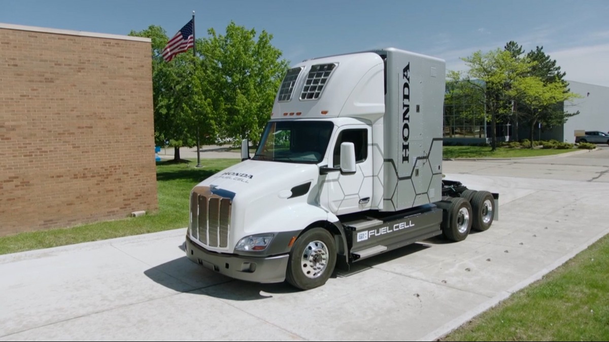 Honda Debuted Class 8 Hydrogen Fuel Cell Truck Concept at ACT Expo 2024 18