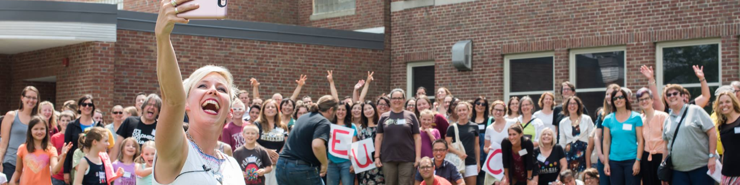 La Maestra Loca LLC 75