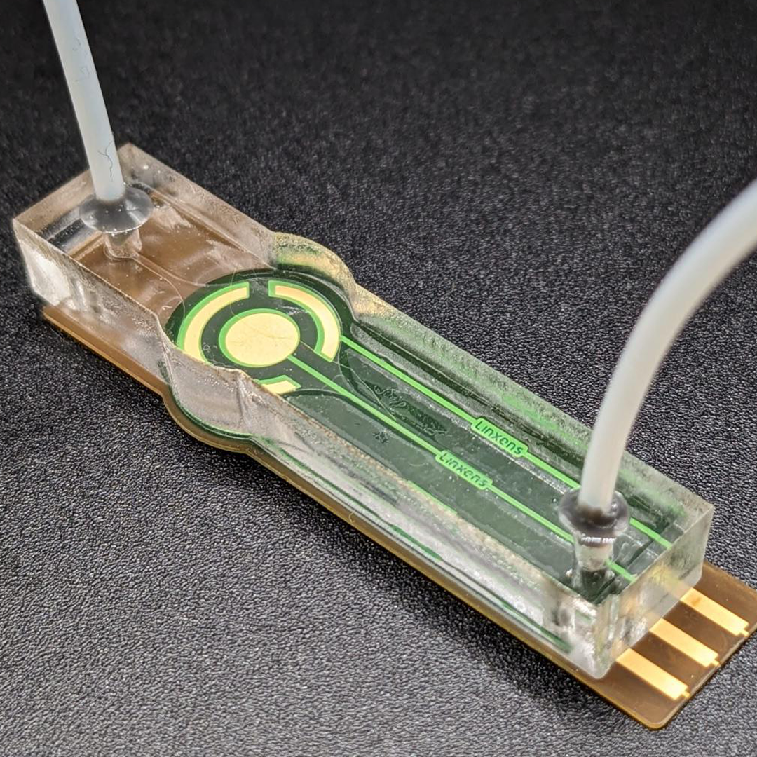 MicroMed Solutions demonstrates microfluidic modifications on Linxens electrode 820