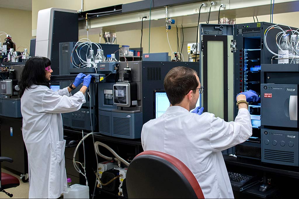 An Overview of BioIVT’s Analytical Services and Product Options 888