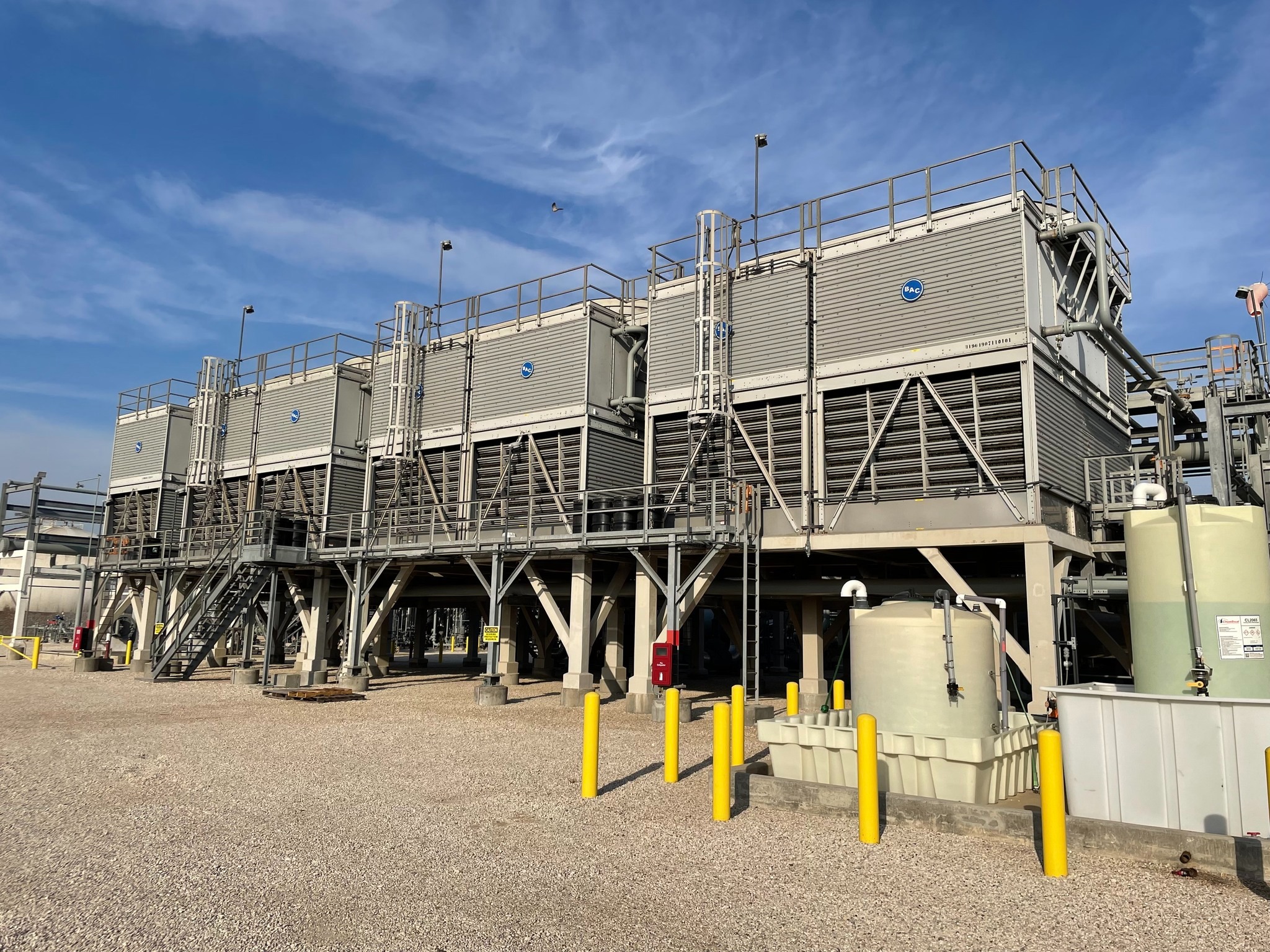 FXV Closed Circuit Cooling Tower for Critical Cooling 50