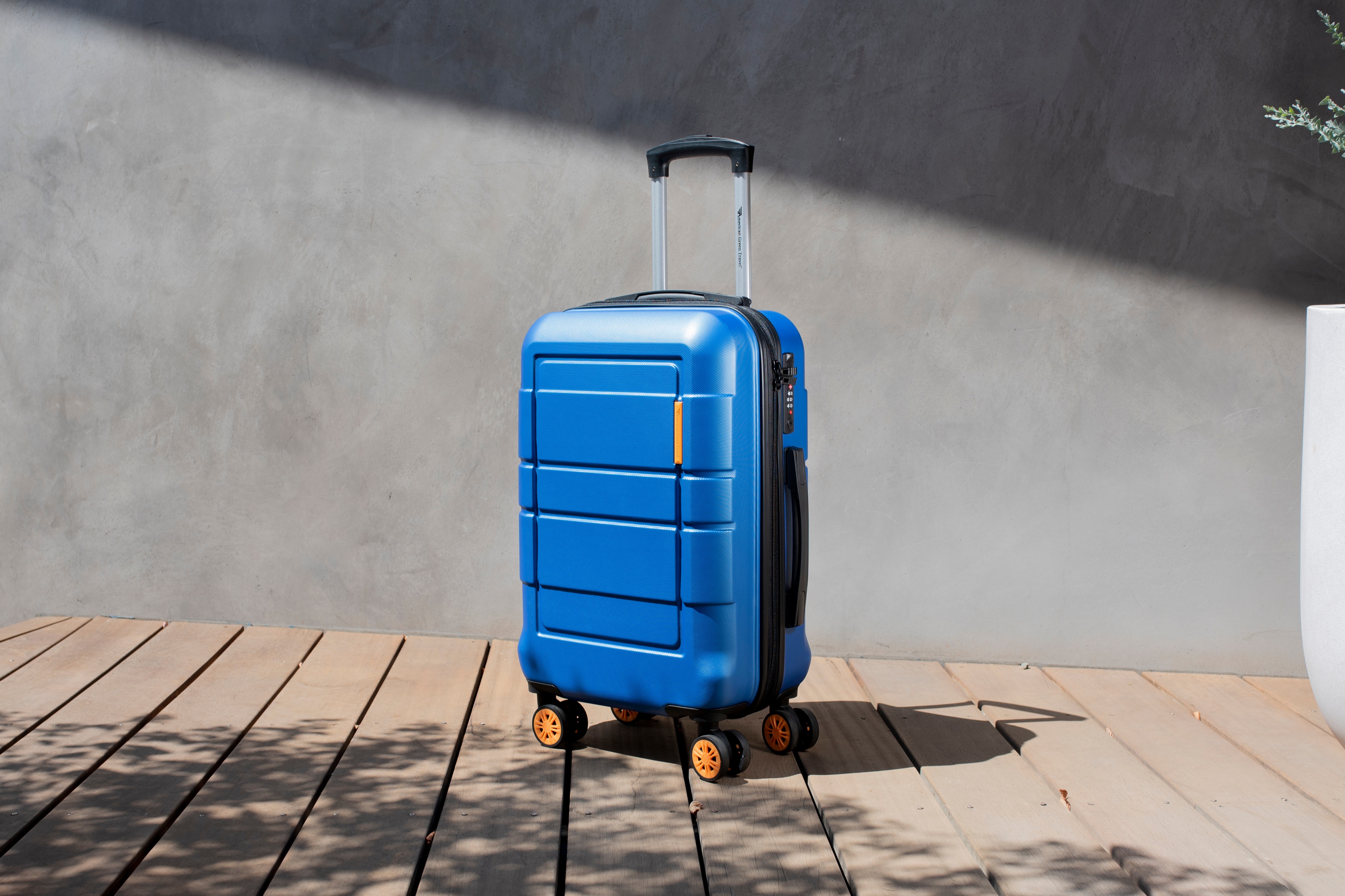 New TSA and Airline-approved Andante S 20" carry-on 551