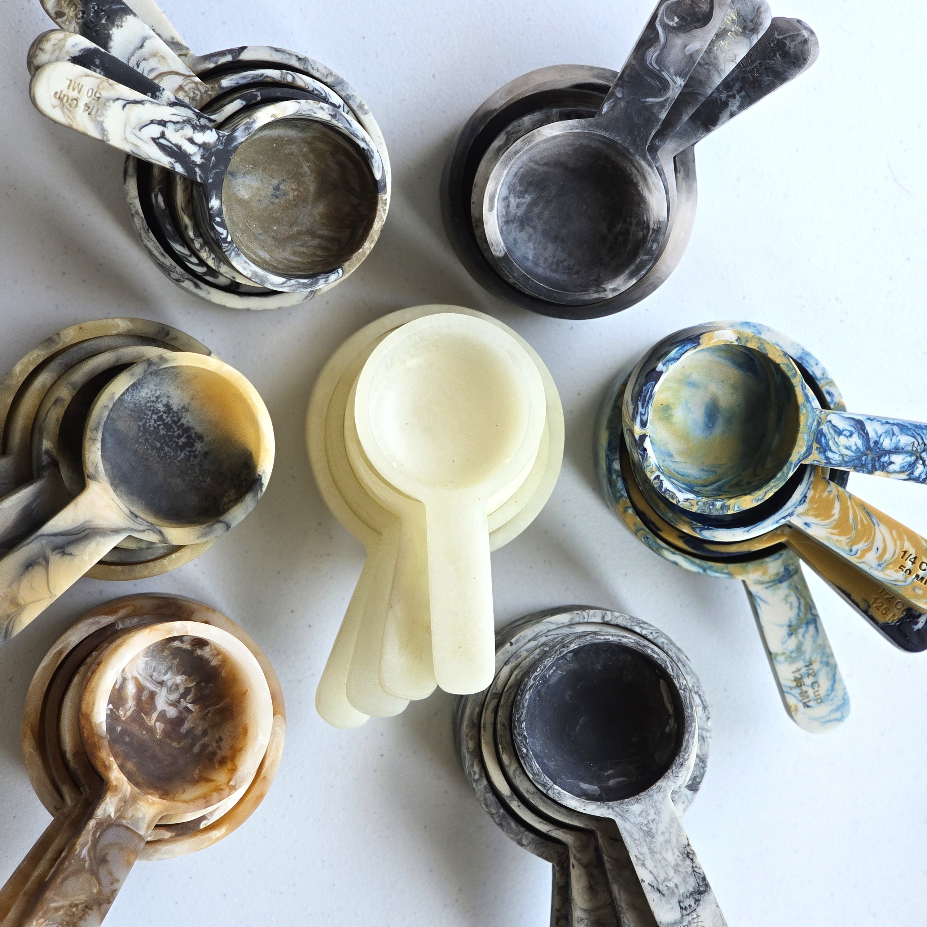 Hand Poured Resin Measuring Cups - Cooking Gifts 980