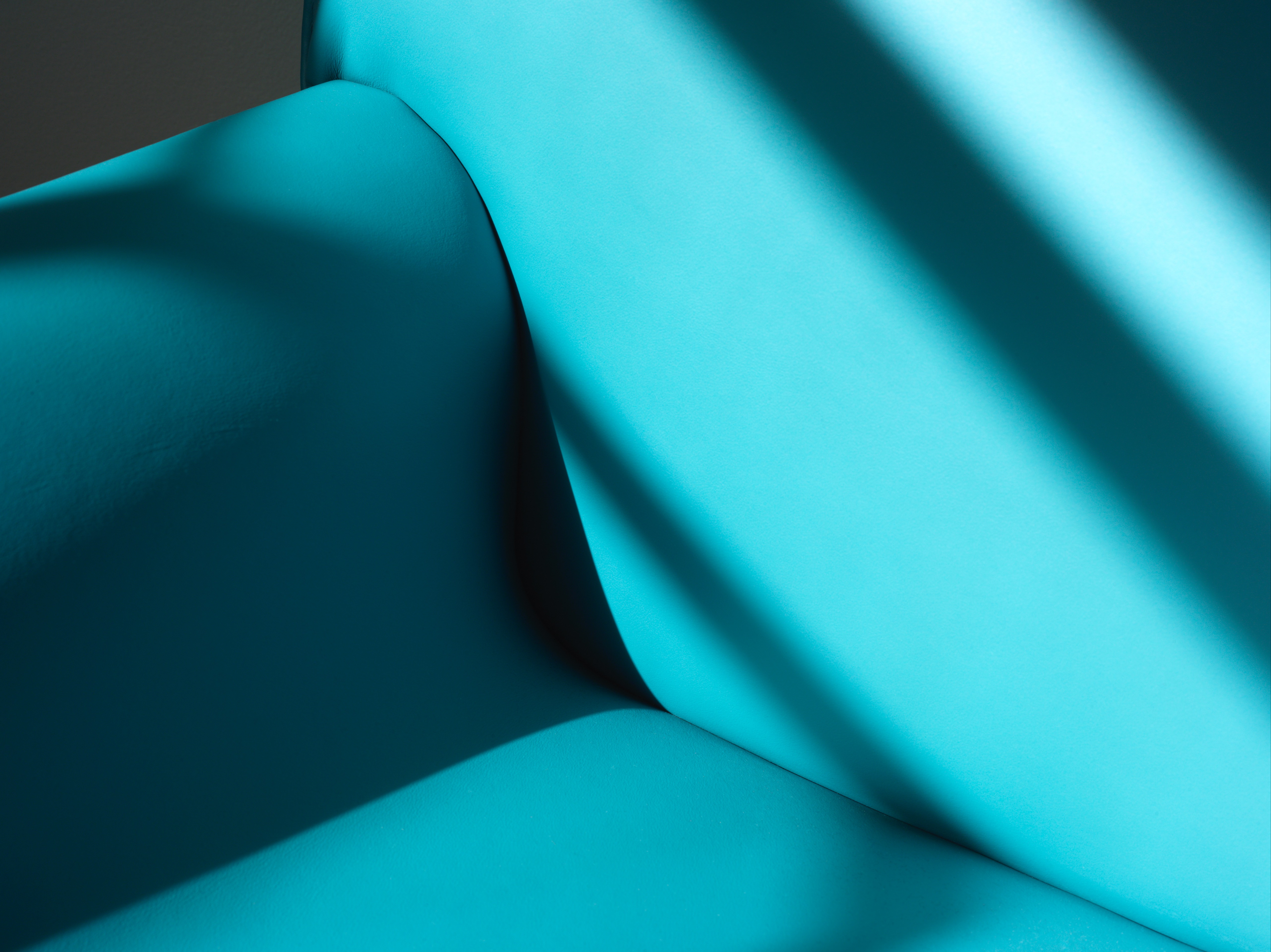 New! Cortina Leathers Azzurro, new genuine leather at BDNY—66 shades of yummy! 437