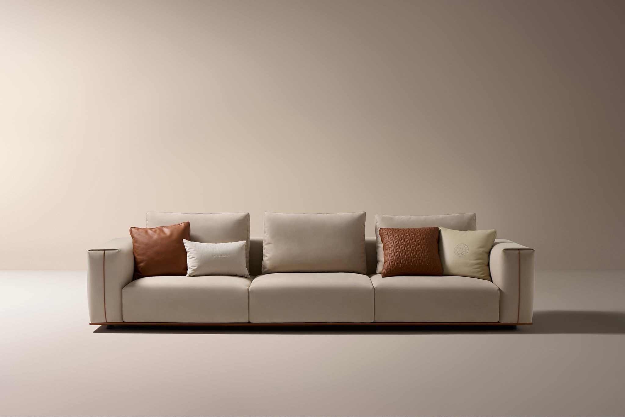 Capri sofa By Gabriele e Oscar Buratti 389