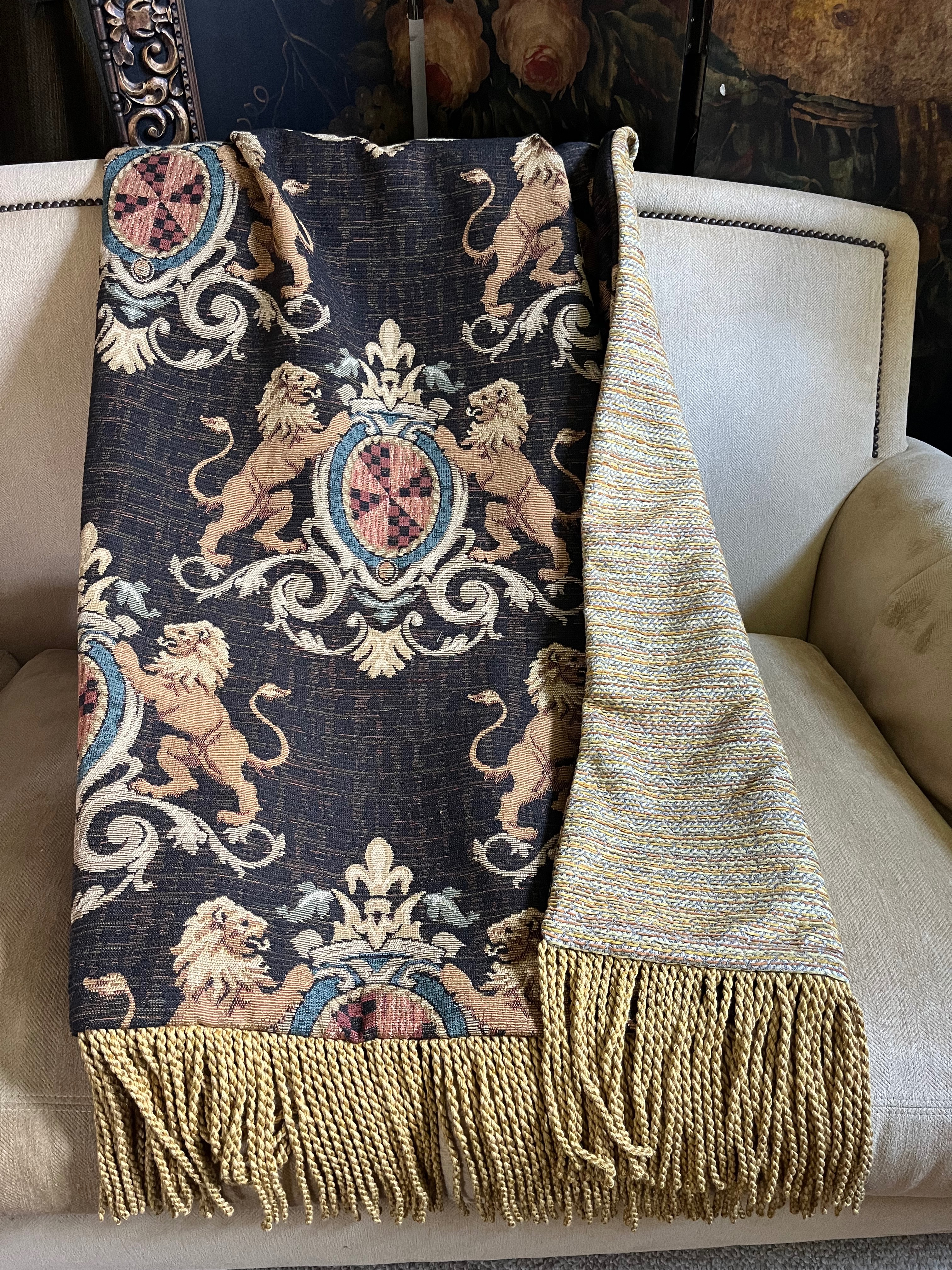 Coat of Arms, Regal Throw Blanket 197