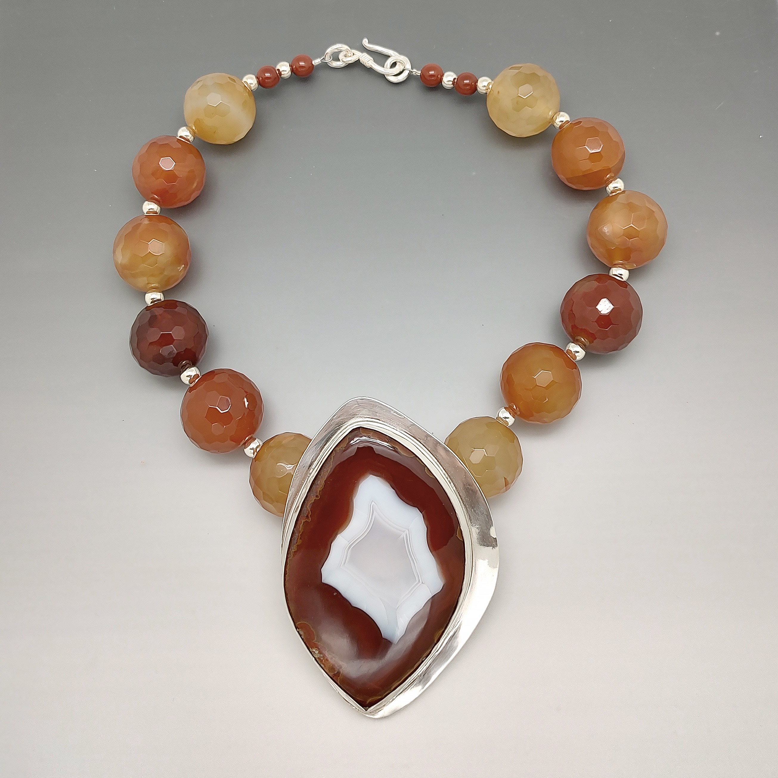Agate Necklace 22