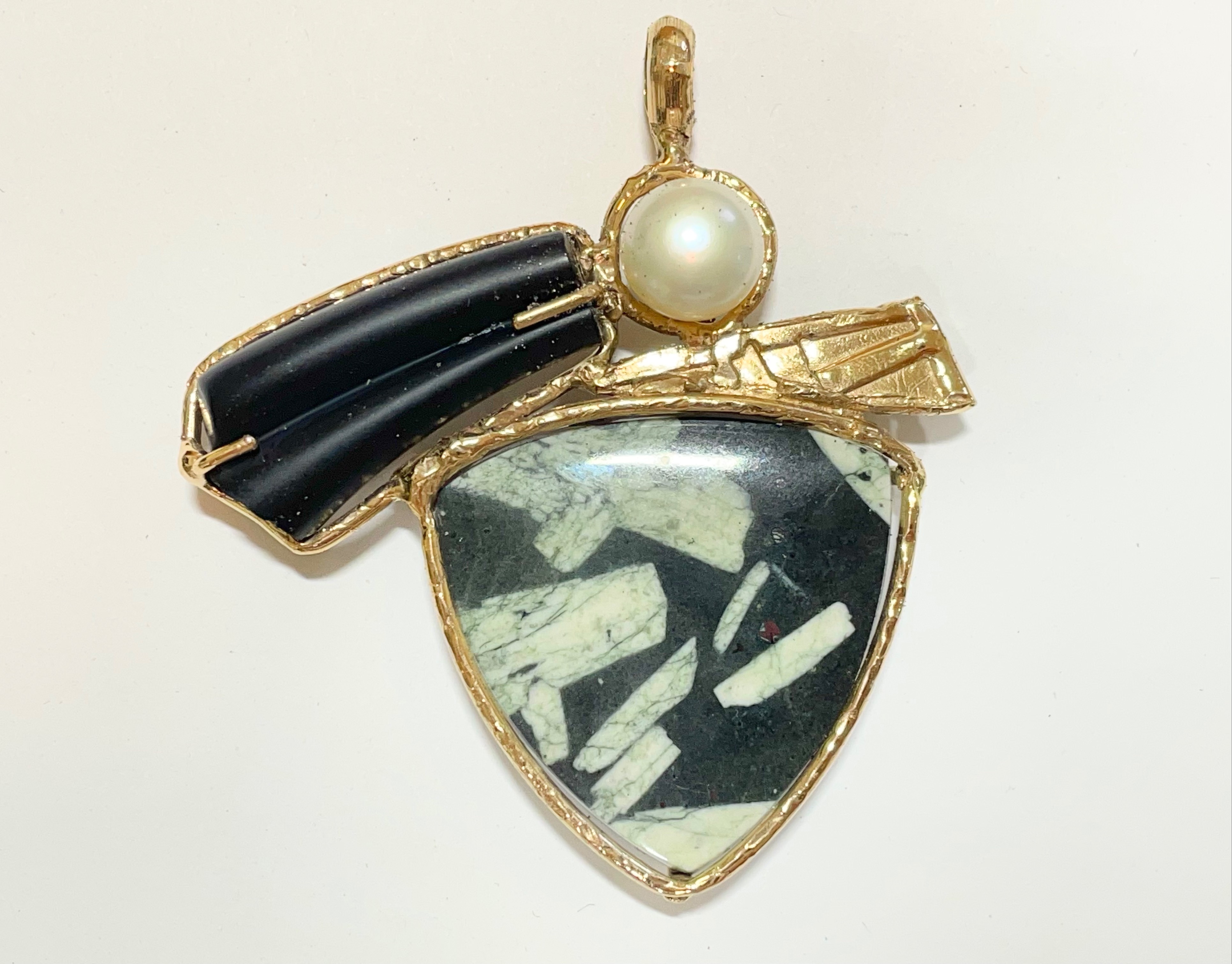 14K Opal and Onyx Pendant 137