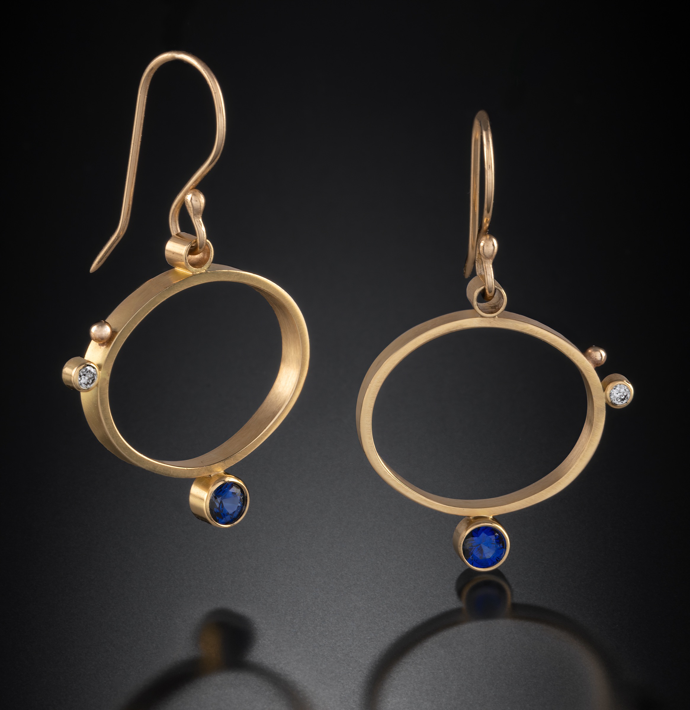 Sapphire earrings 200