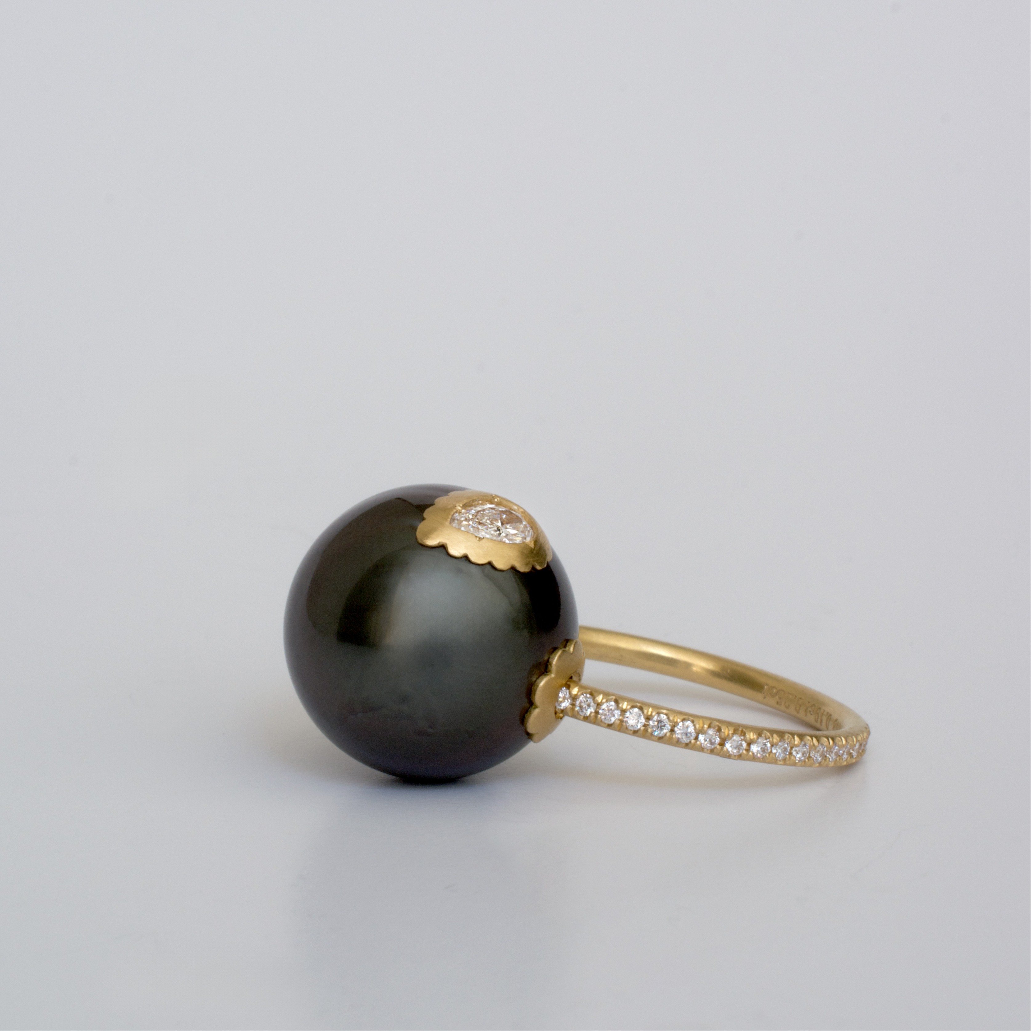 shimmer south sea peral and marquise diamondring 401