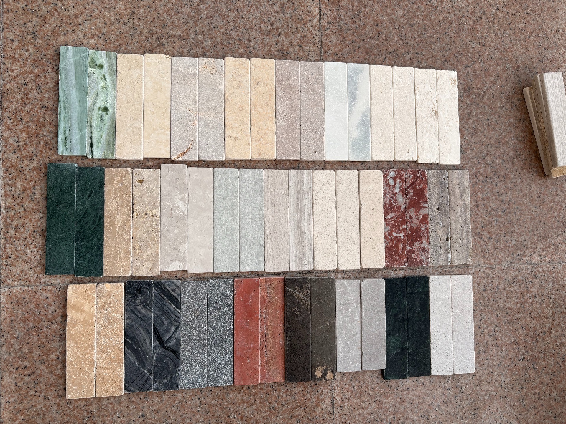 Tumbled Marble Stone Batons 106