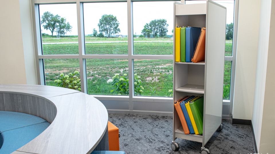 Divide Mobile Storage Markerboard | MiEN Environments 163