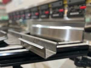 CNC PRESS BRAKE 1950