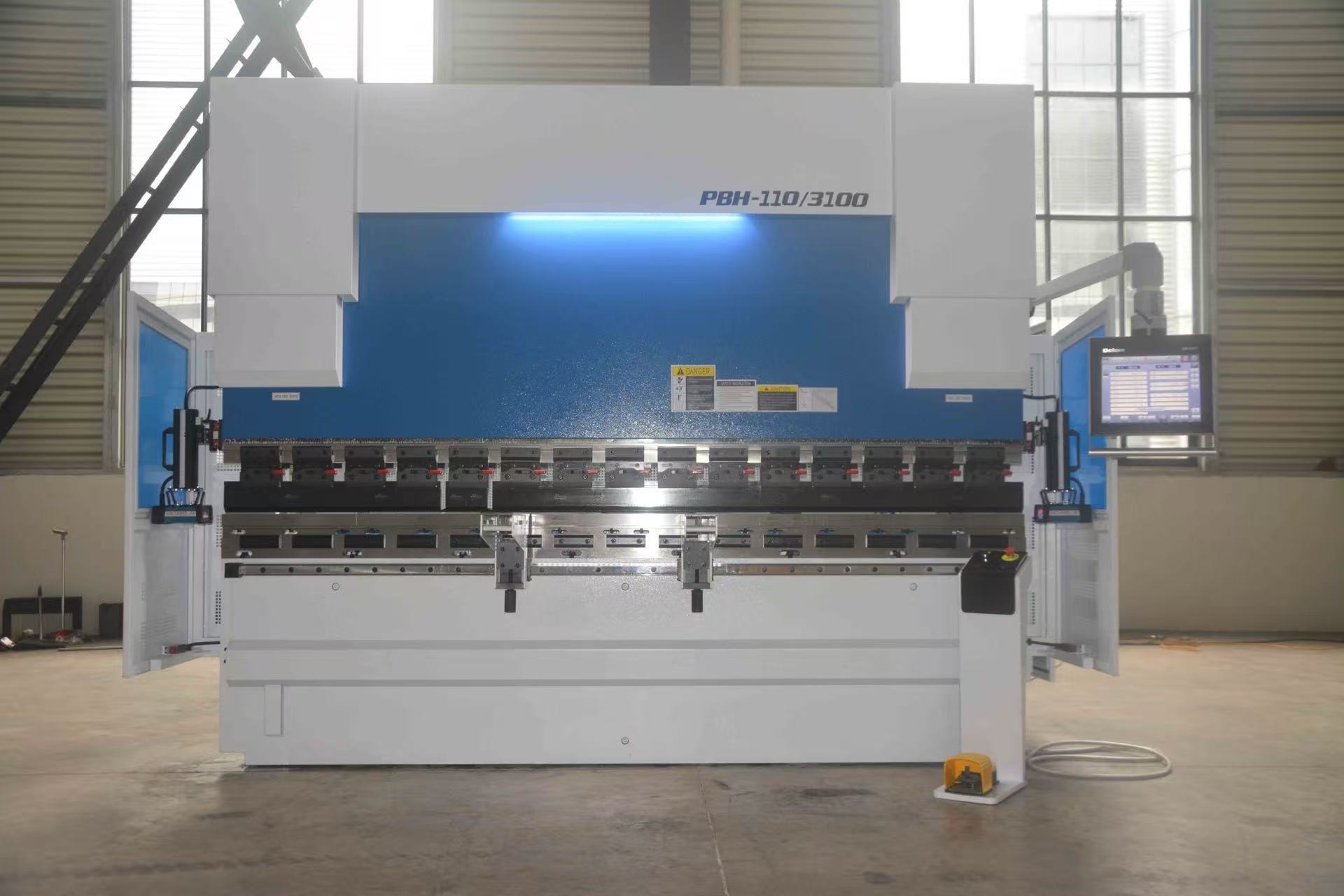 CNC PRESS BRAKE 430