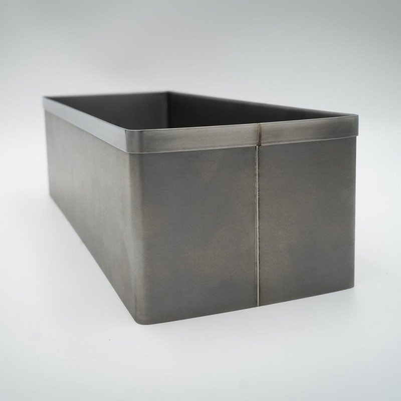 Stainless steel containers 133