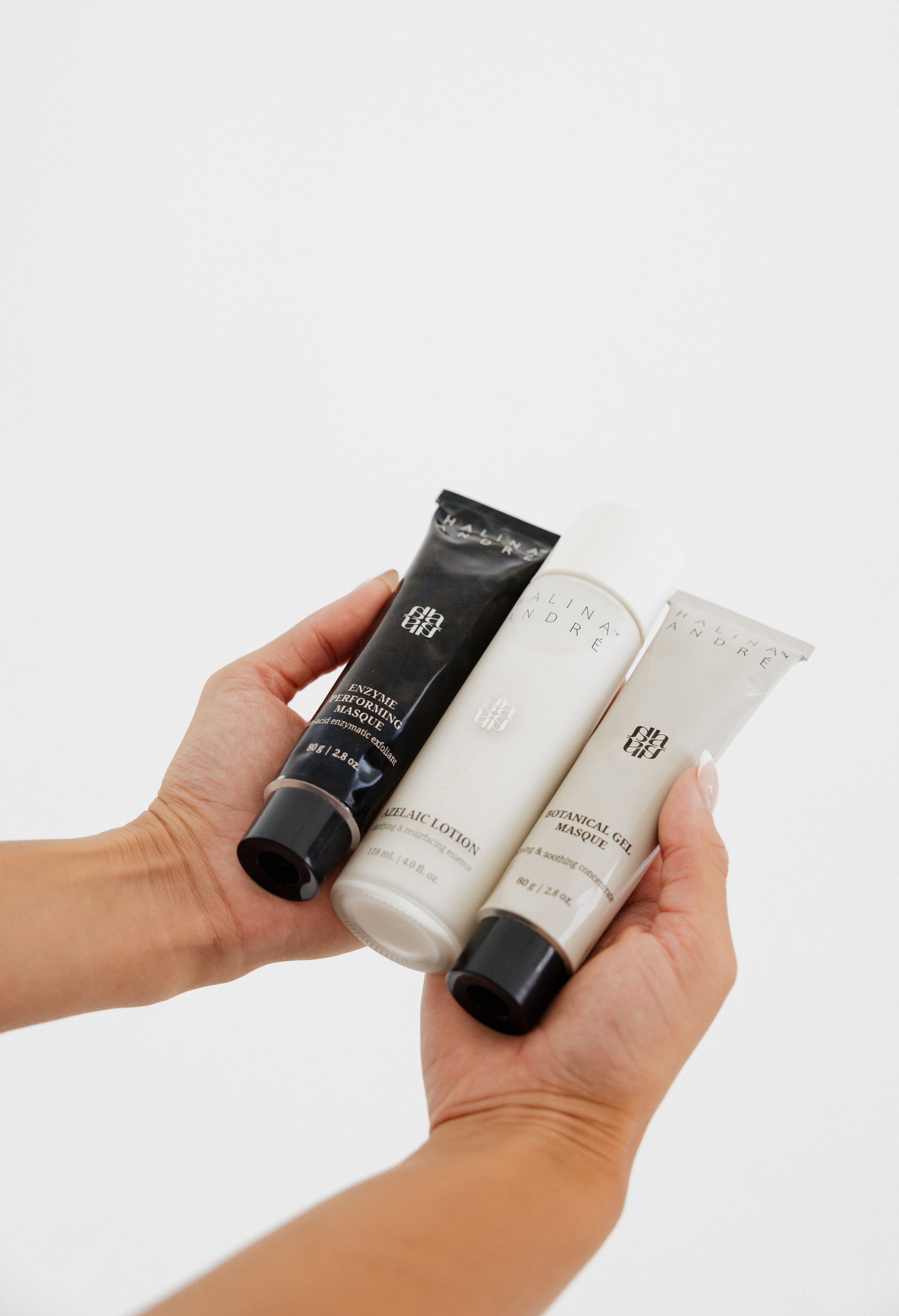 DAILY WIN! A FREE Retil Set ($178 value) with Halina-André 88