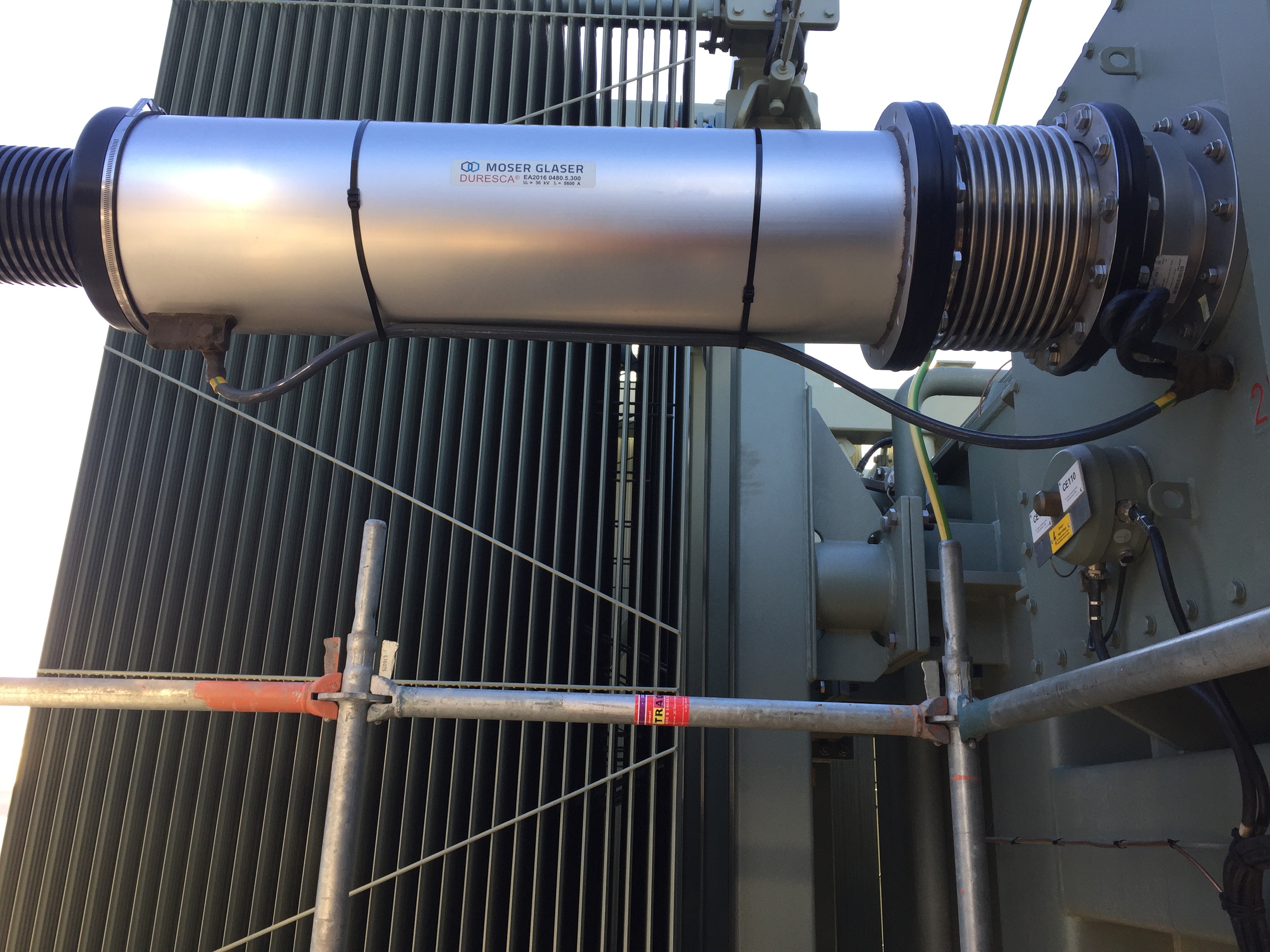 Wind, Solar, Offshore, and Plug-in applications - DURESCA® Bushings 71