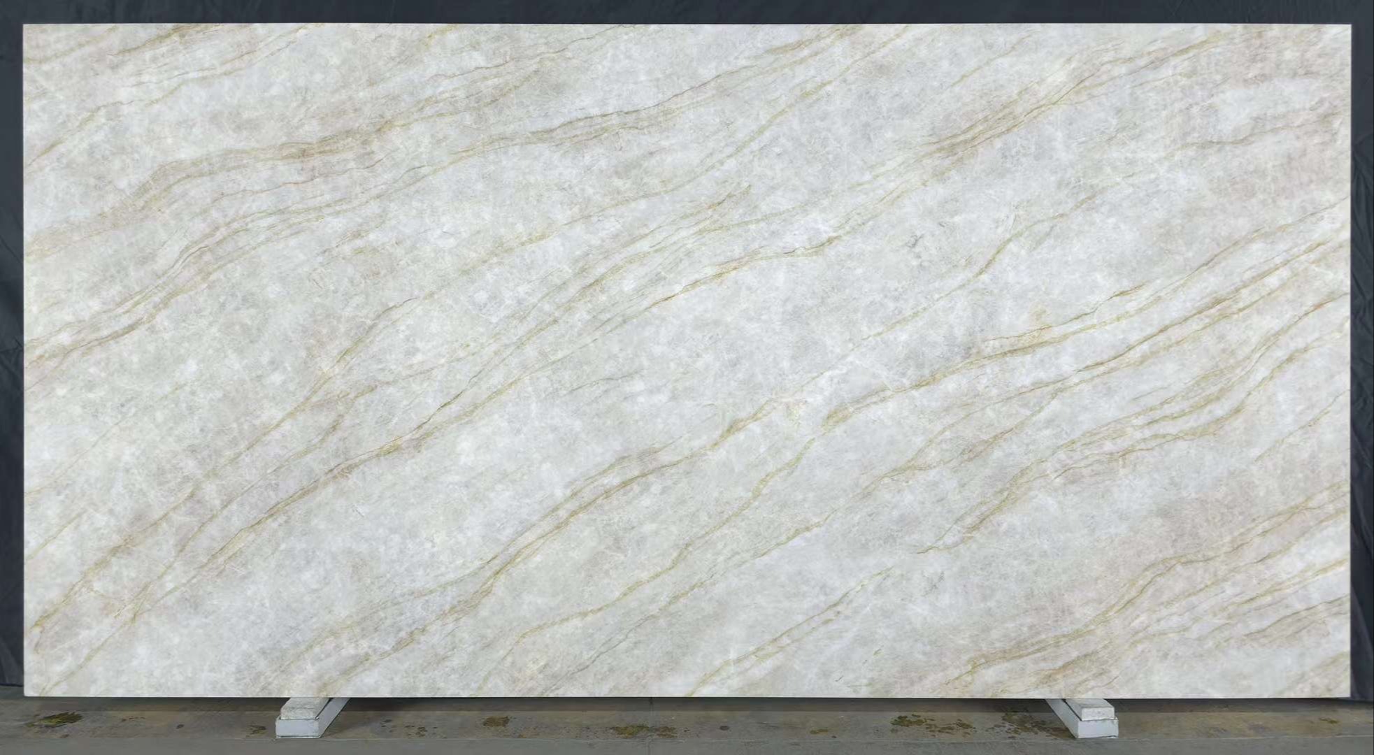 PT028 --- TAJ MAHAL FROM ISTONE (QUARTZ STONE) 210