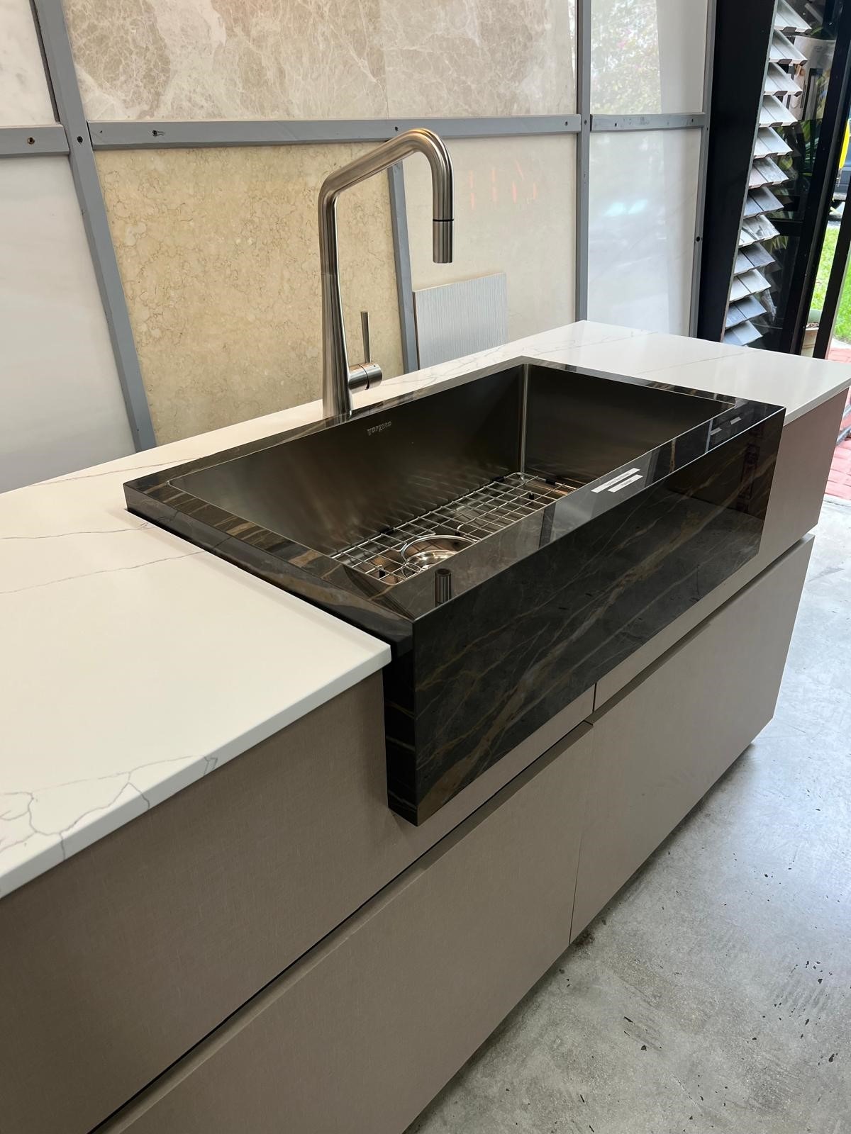 StonChrome Farmhouse Sink by TopZero 396