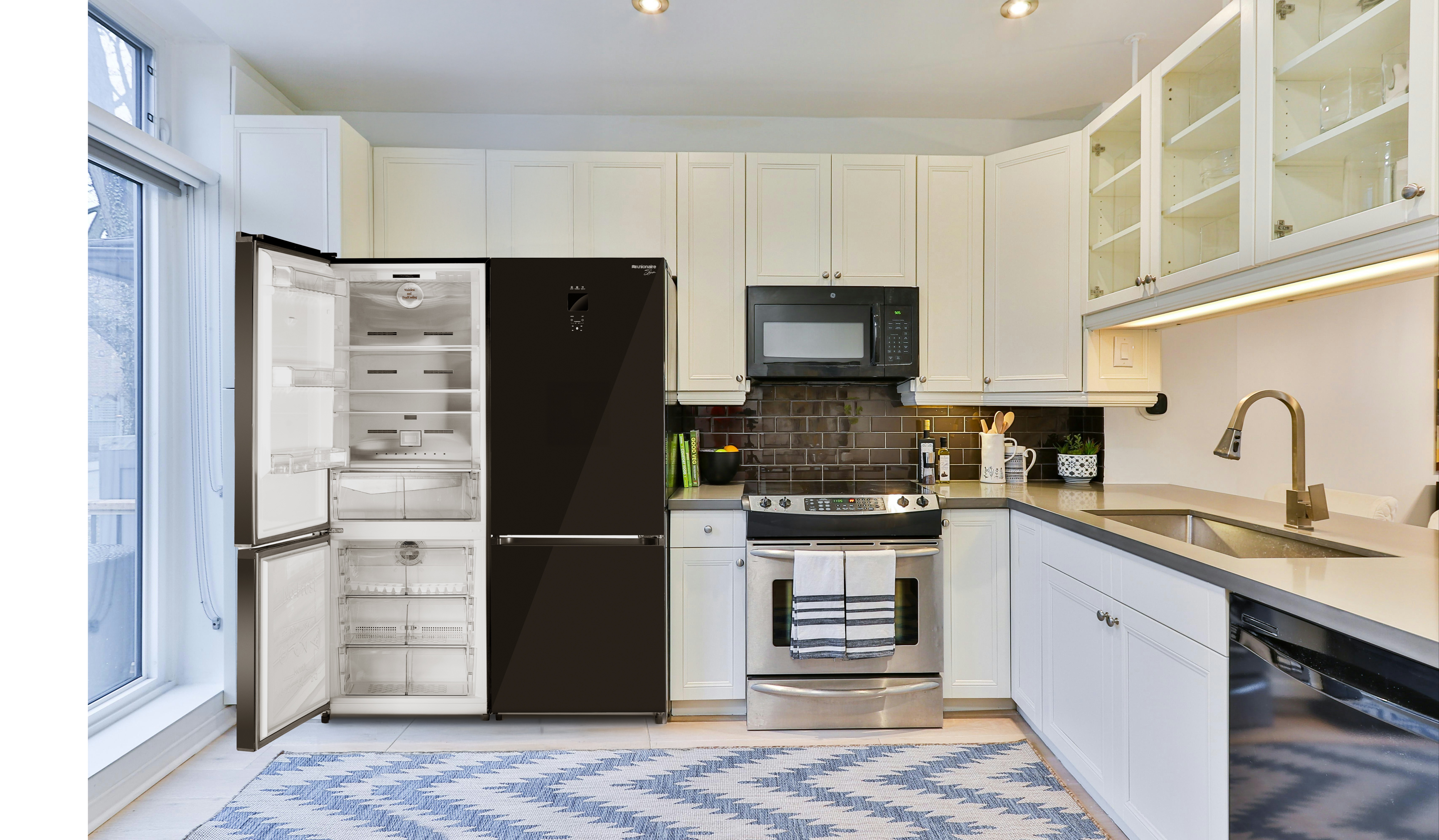 Unionaire’s Signature Glass Refrigerator 148