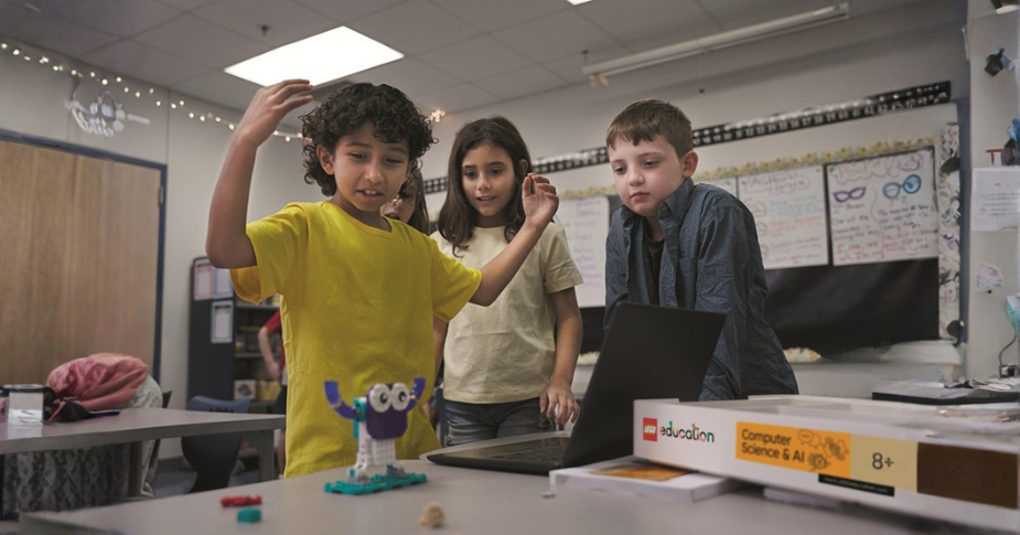 Introductory Course: Ignite Curiosity with LEGO Education Computer Science & AI (Grades 3-5) 146