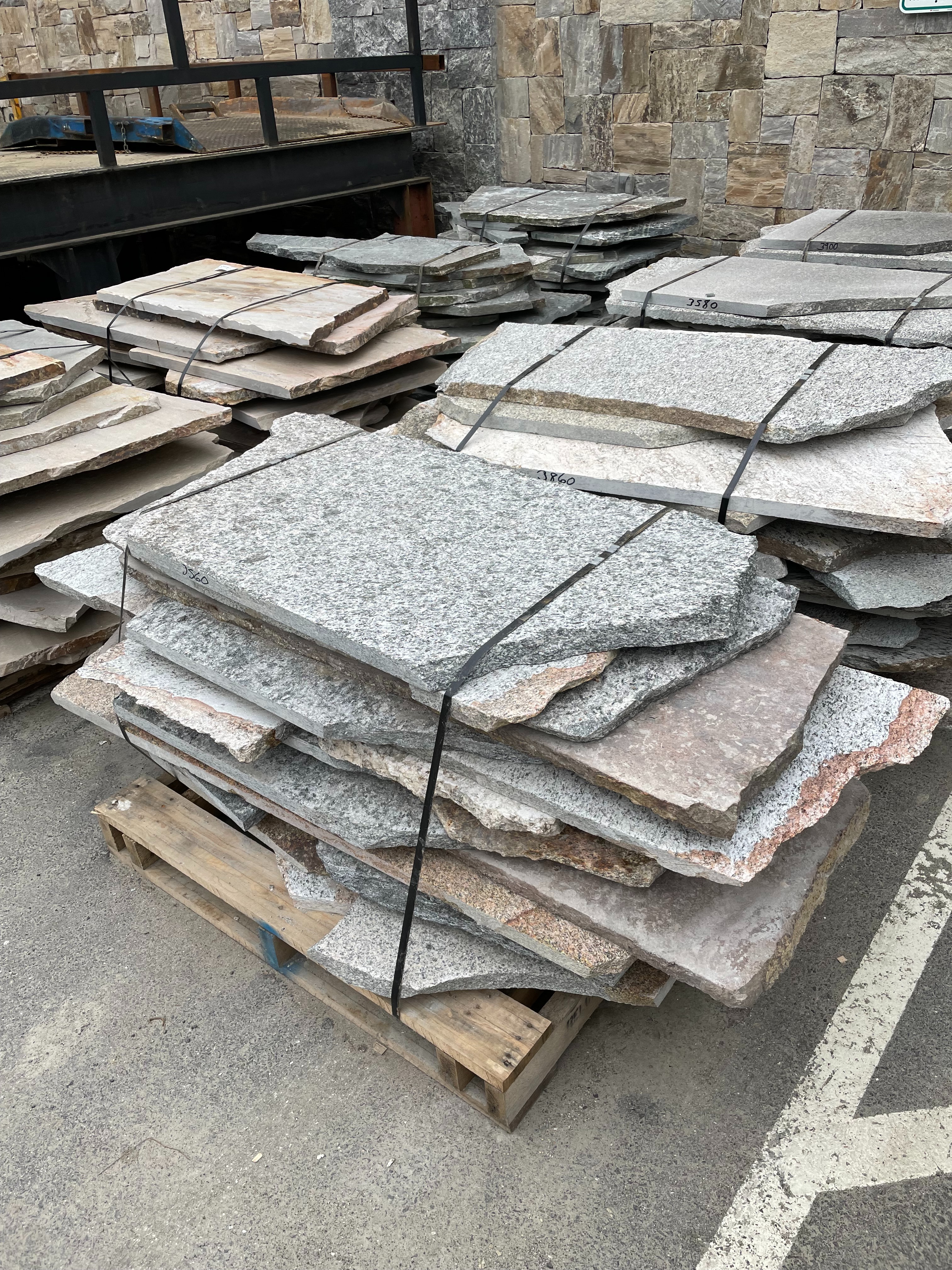 Natural Sawn Flagstone 207