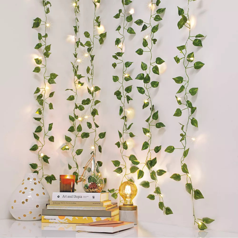 66LED IVY LEAF CURTAIN STRING LIGHTS 3FT X 5FT BATTERY OPERATED WARM WHITE 384