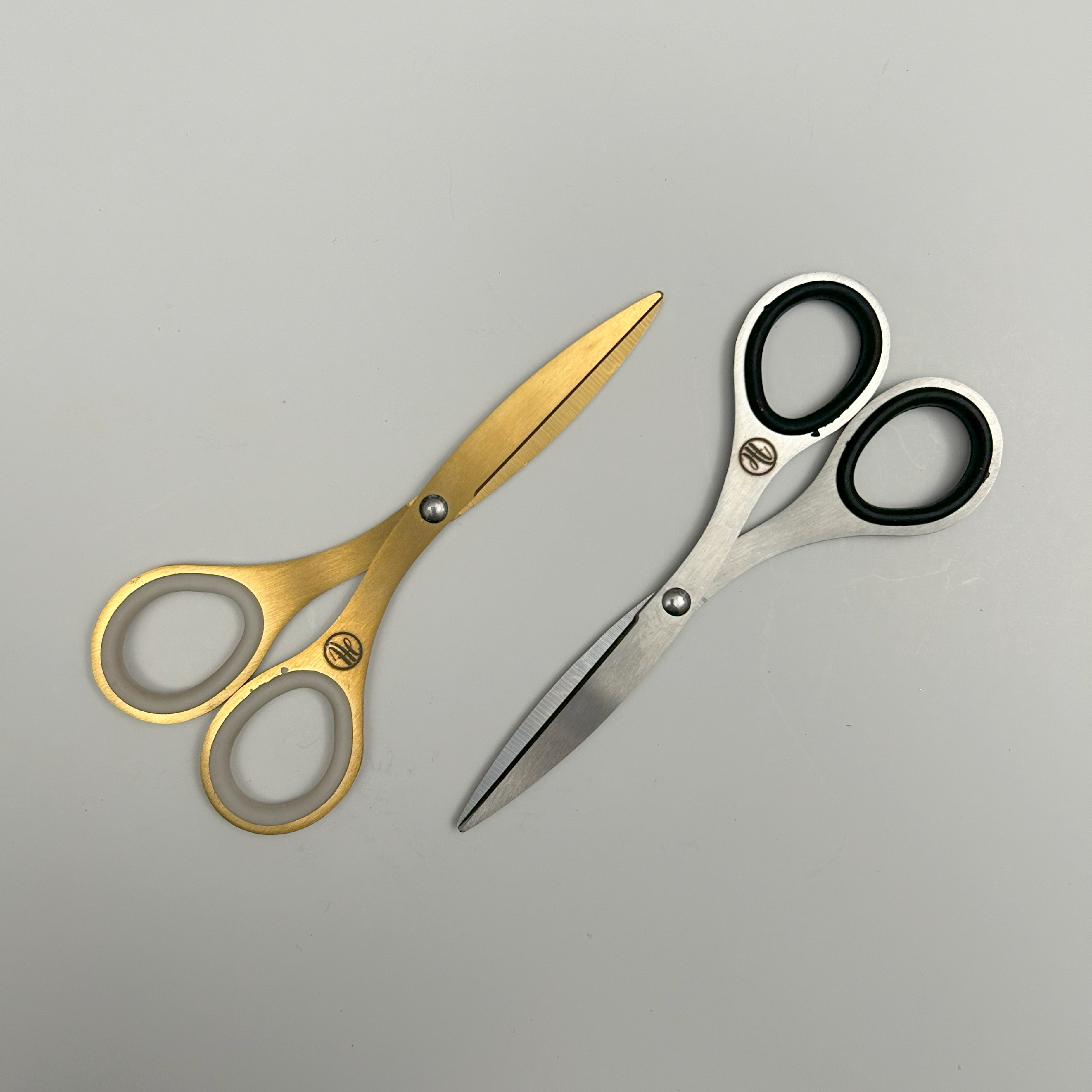 Vintage Scissors 954