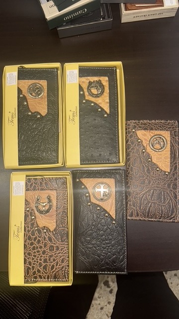Wallets n More 83
