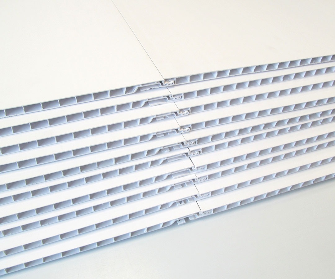 EZ Liner™ PVC Interlocking Liner Panels 125