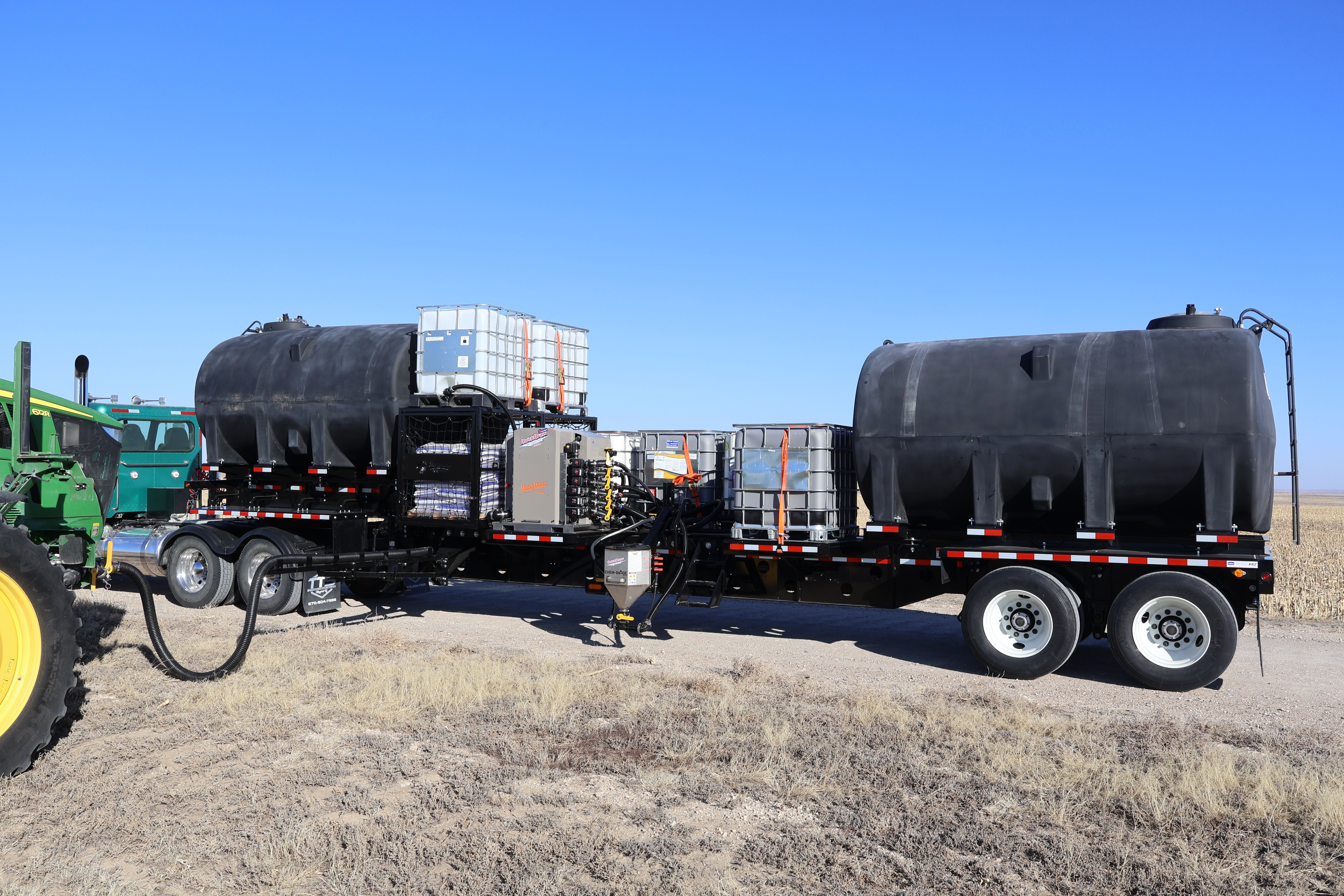 Arsenal™ Spray Trailer 422