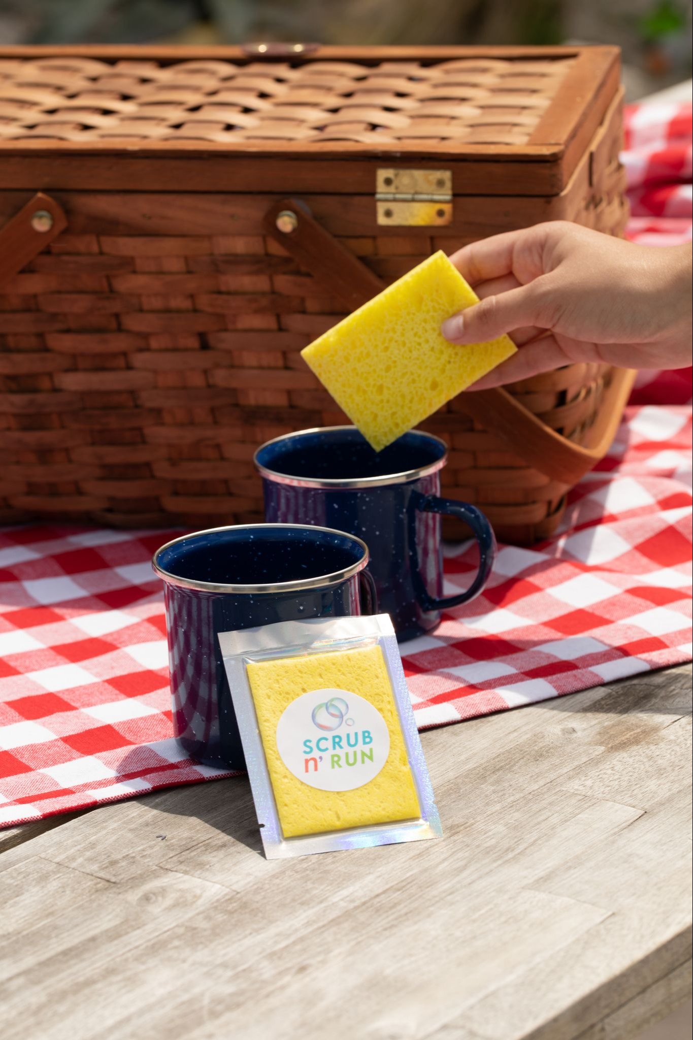 Scrub n' Run™ Disposable Dish Sponge 42