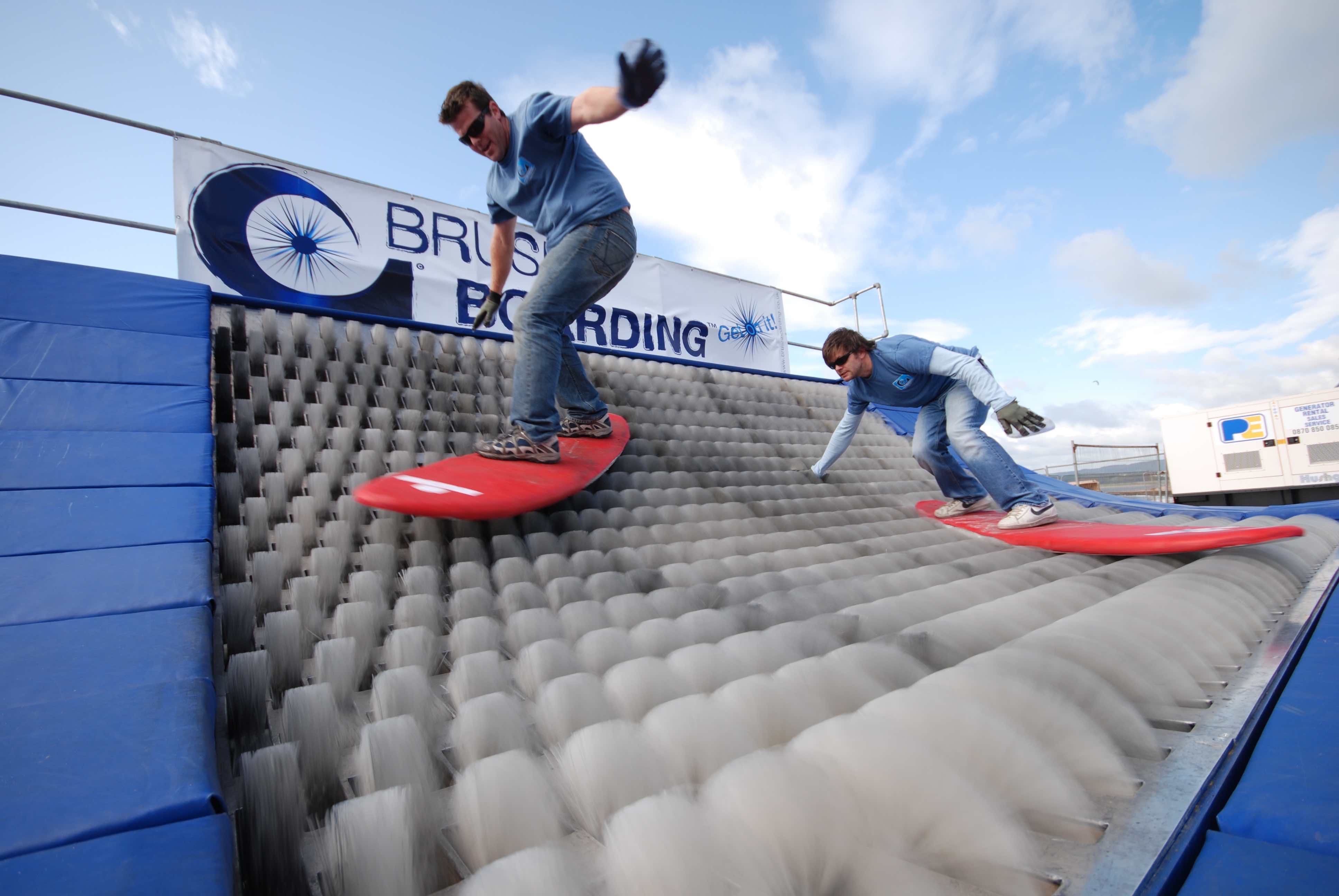SURFING INSPIRED FUN FITNESS ATTRACTIONS. BRUSHBOARDING 581