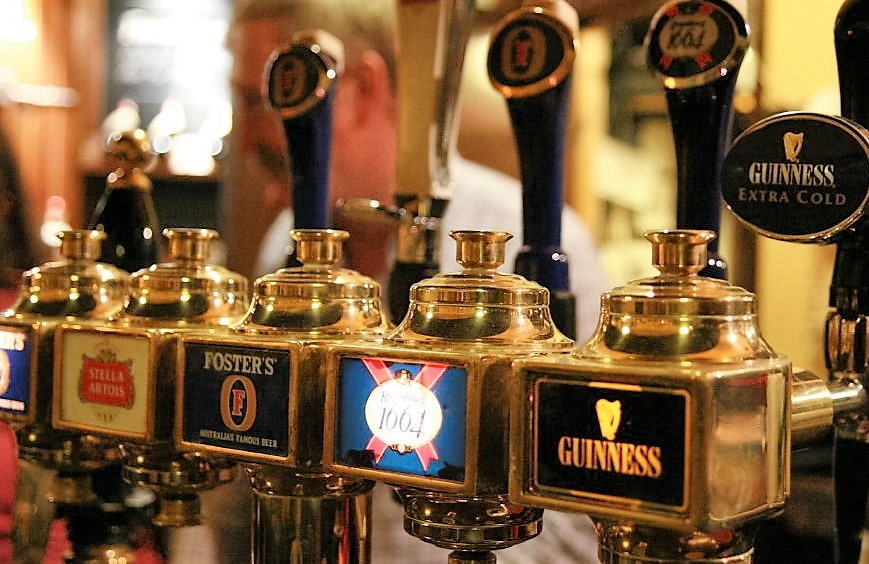 Willie Stouts Pub and Grill Social Mixer - Toronto Chapter 26 1602