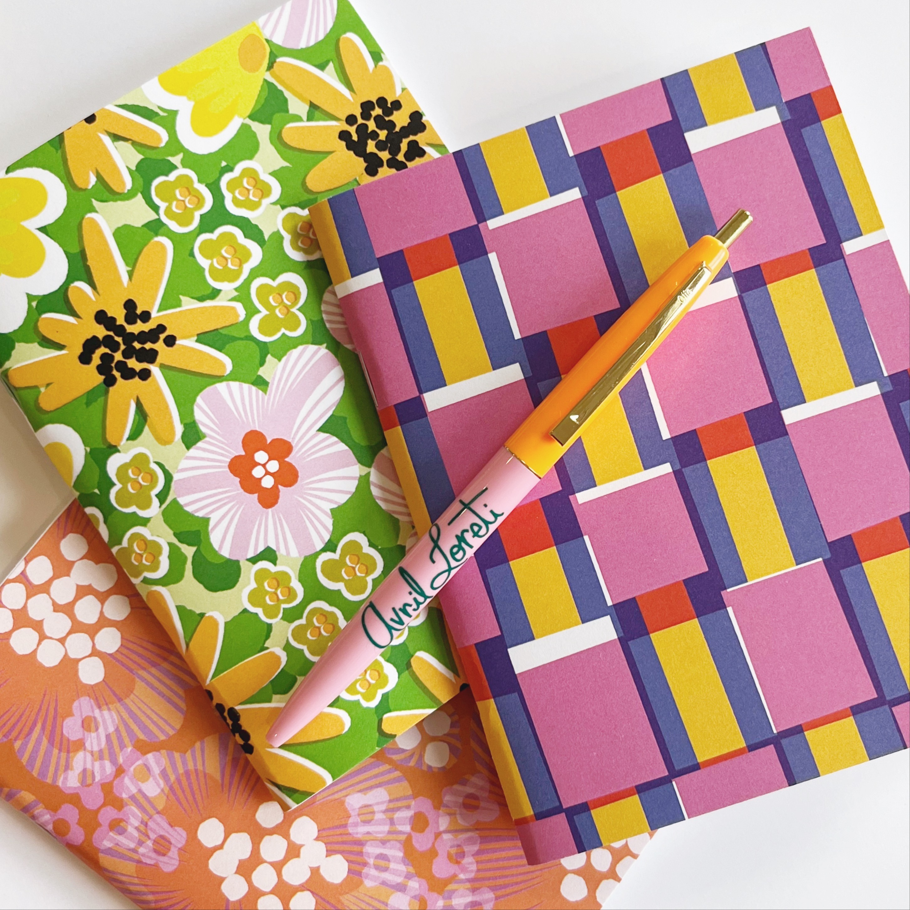 Free Pen and Notebook Sets! 540