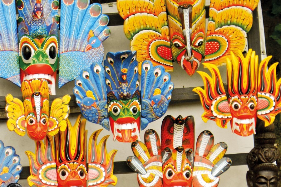 Gem Dusted Custom Images and Sri Lankan Handicrafts! Are you a Sri Lankan Handicraft Lover or searching for authentic and unique products? 876
