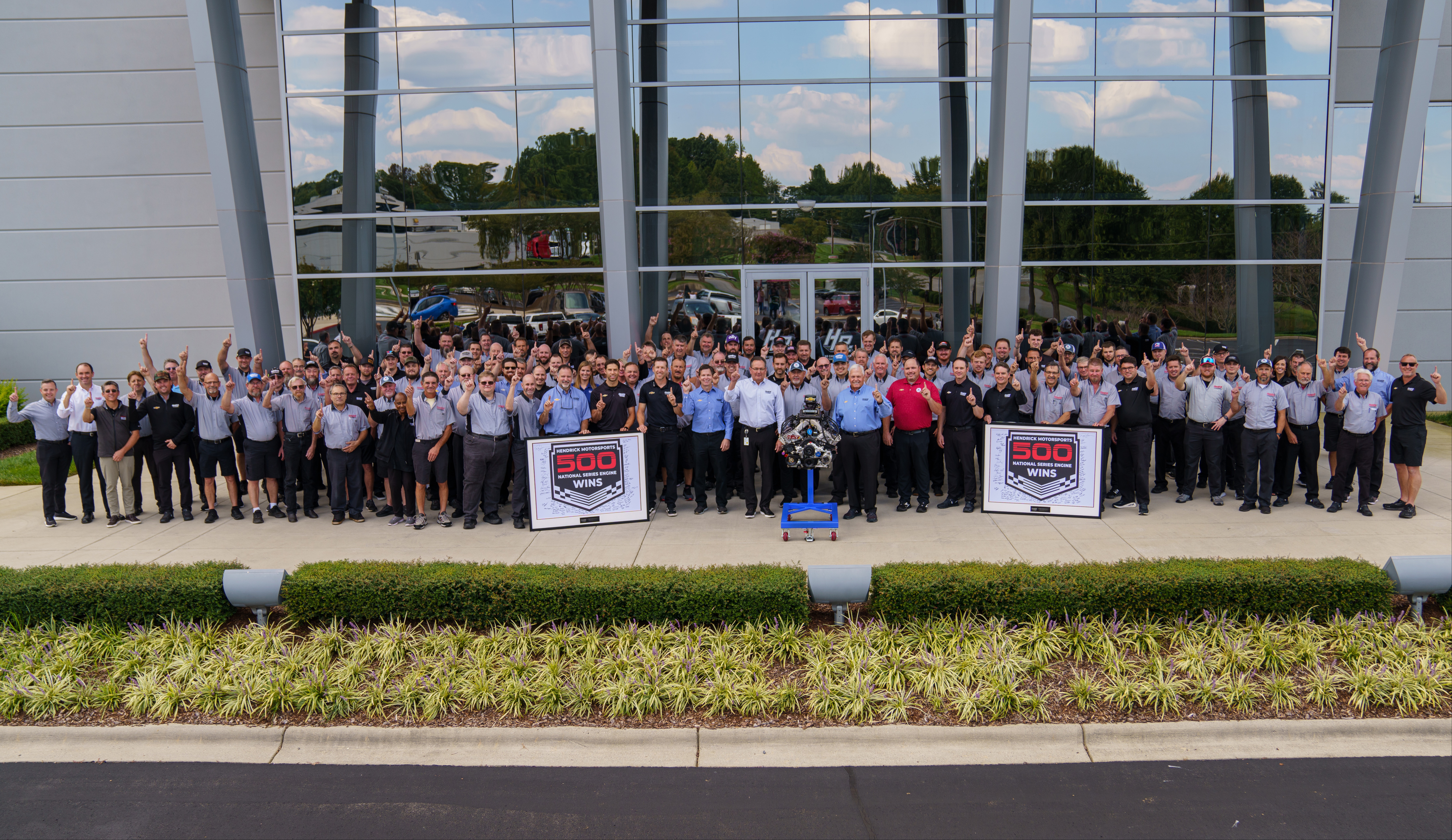 Hendrick Motorsports uses NX, VNCK and the digital twin to create faster, more powerful auto racing engines 61